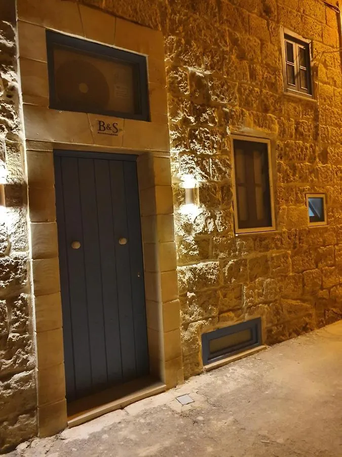 B&S Accommodation Renovated 18 Century House Of Character In Ghaxaq 0*,