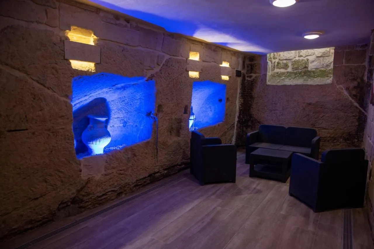 B&S Accommodation Renovated 18 Century House Of Character In Ghaxaq 0*,